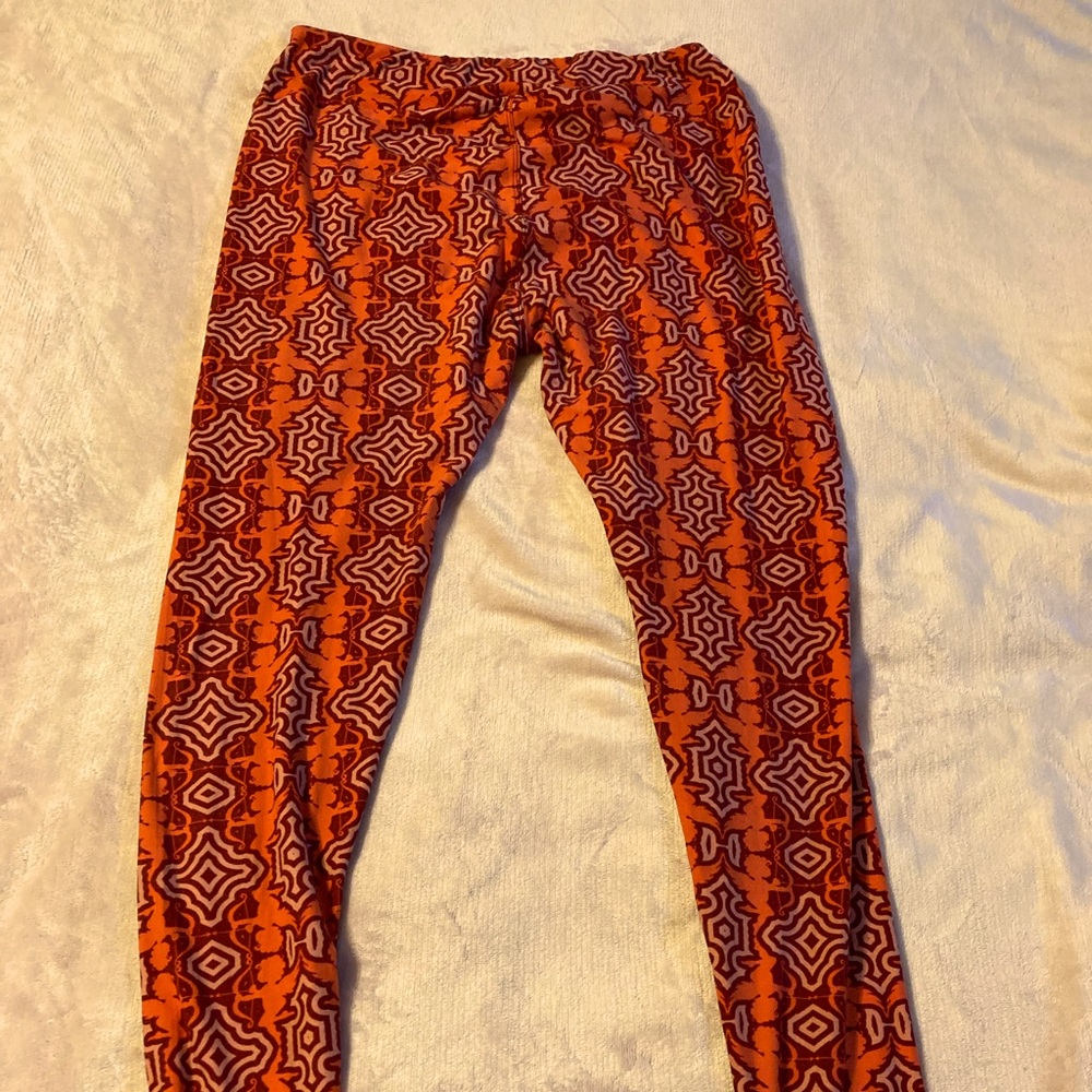 LuLaRoe Leggings Tall & Curvy EUC